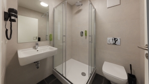 4-Bed-Room with Shower/WC